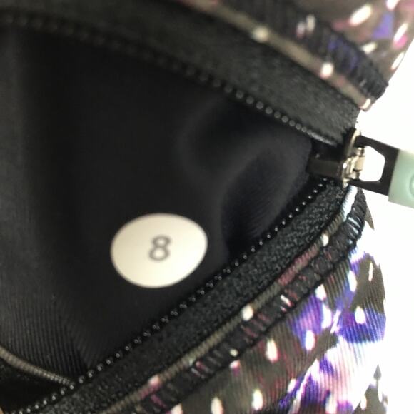 Lululemon Run: Top Speed Crop Floral Sport Tranquil Blue Multi / Black size 8 - Picture 4 of 7